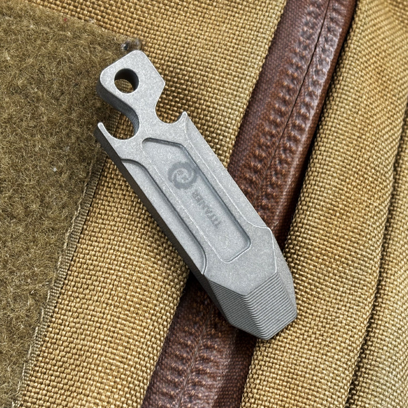 Keychain Multi Tool - Портативный многофункциональный инструмент EDC из титанового