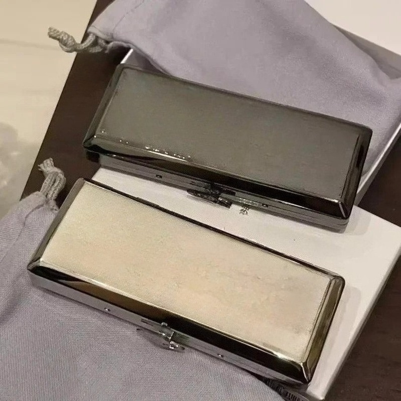 Men Accessories Gadgets - Портативная роскошная металлическая сигаретница из сплава,