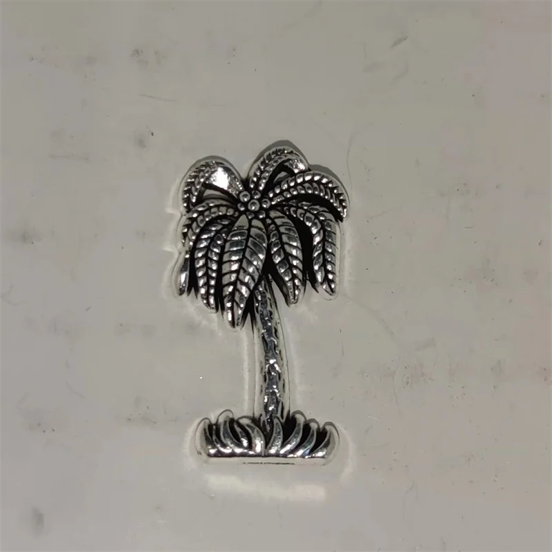Креативный серебряный значок и – обзор и цена Men Accessories Gadgets